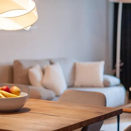 Mel&bens Modern Oak-apartments Fuer Bis Zu 12 Personen 아파트